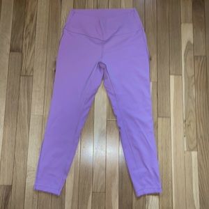 Lulu lemon. Mauve/chalk pink. Worn once, no pilling. Size 10. 💗